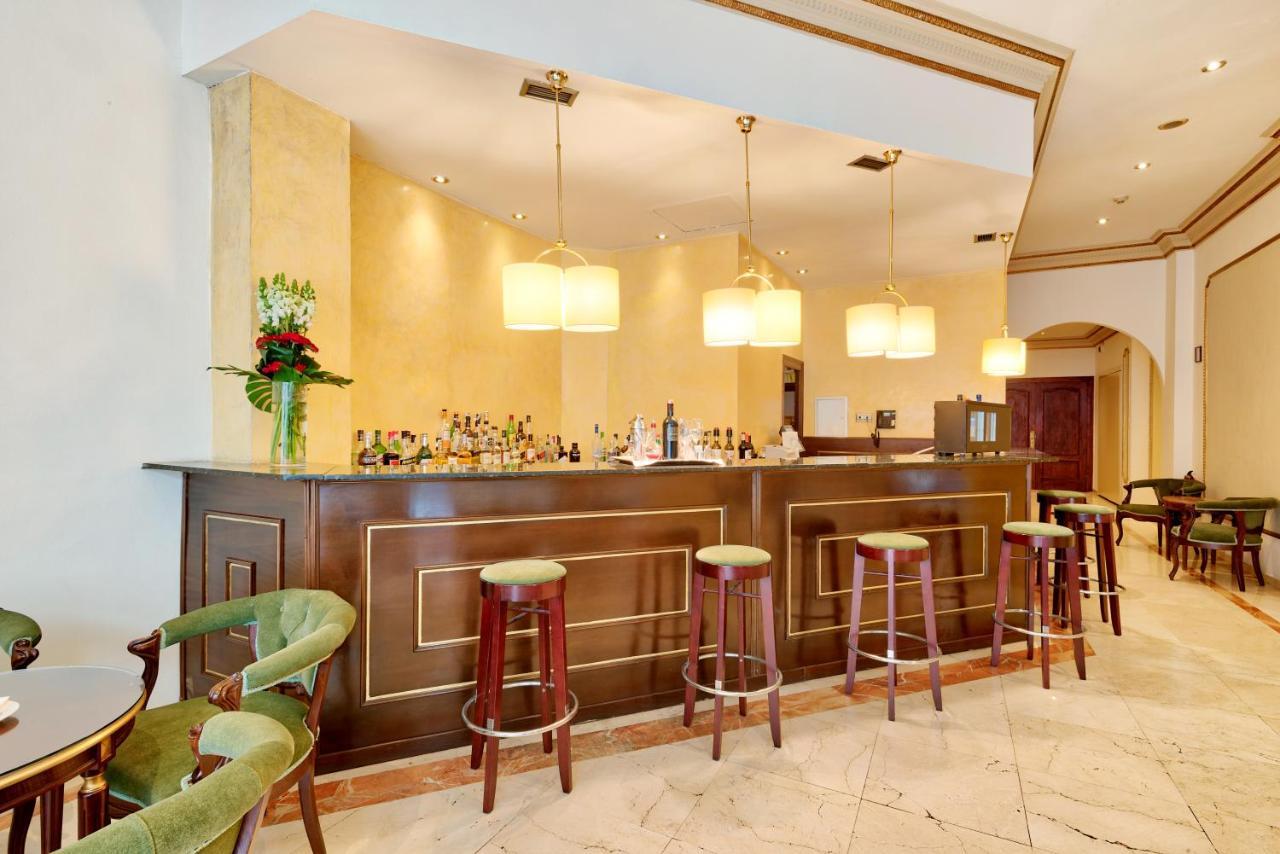 Roger De Lluria Hotel 4*